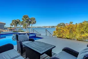 1739 Little Pointe Cir, Sarasota, FL 34231 - Photo 31