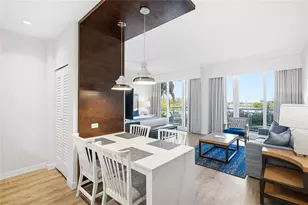 225 Sands Point Rd, Longboat Key, FL 34228 - Photo 15