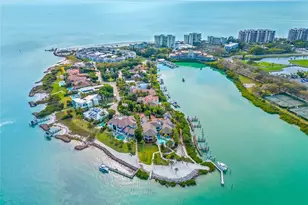 225 Sands Point Rd, Longboat Key, FL 34228 - Photo 37