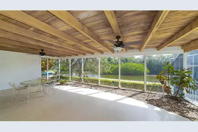 3431 Mineola Drive, Sarasota, FL 34239 - Photo 3