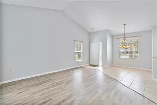 6351 Bay Cedar Ln, Bradenton, FL 34203 - Photo 5