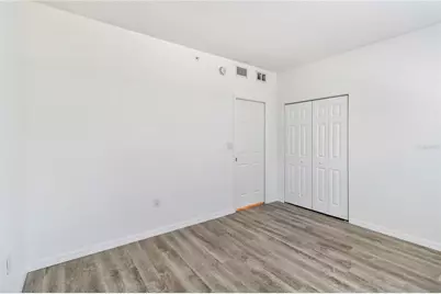 6351 Bay Cedar Lane, Bradenton, FL 34203 - Photo 9