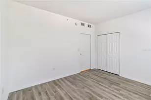 6351 Bay Cedar Ln, Bradenton, FL 34203 - Photo 9