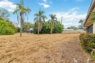 6557 Bowline Dr, Sarasota, FL 34231 - Photo 9