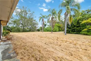 6557 Bowline Dr, Sarasota, FL 34231 - Photo 5