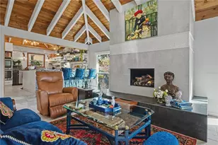 5116 Admiral Pl, Sarasota, FL 34231 - Photo 9