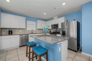 8982 Royal River Cir, Parrish, FL 34219 - Photo 11