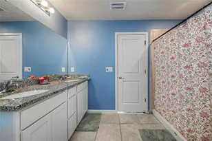 8982 Royal River Cir, Parrish, FL 34219 - Photo 21