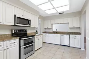 4372 Trails Dr, Sarasota, FL 34232 - Photo 17