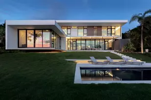 1500 Bayview Dr, Sarasota, FL 34239 - Photo 13