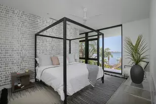 1500 Bayview Dr, Sarasota, FL 34239 - Photo 47