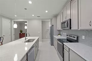 8605 Rain Song Rd, Sarasota, FL 34238 - Photo 7