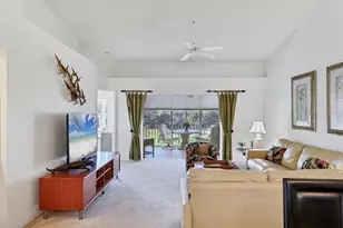 9641 Castle Point Dr, Sarasota, FL 34238 - Photo 7