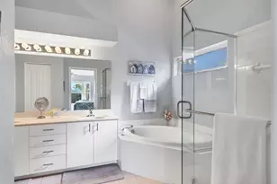 9641 Castle Point Dr, Sarasota, FL 34238 - Photo 21