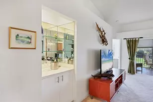 9641 Castle Point Dr, Sarasota, FL 34238 - Photo 9