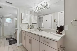 1313 Siesta Bayside Dr, Sarasota, FL 34242 - Photo 19