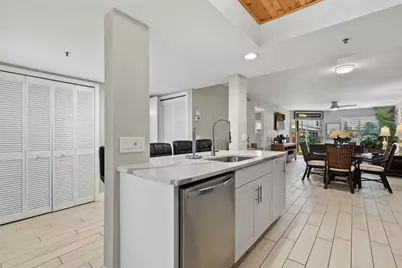 1313 Siesta Bayside Drive #1313D, Sarasota, FL 34242 - Photo 3