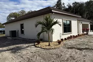 1911 SW 7th Ave, Okeechobee, FL 34974 - Photo 7