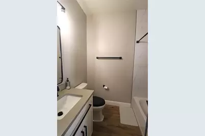 3806 Parkridge Circle #21-105, Sarasota, FL 34243 - Photo 13