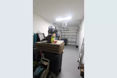 3806 Parkridge Circle #21-105, Sarasota, FL 34243 - Photo 17