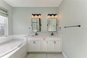 6029 Maidenstone Way, Palmetto, FL 34221 - Photo 21