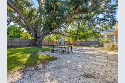 2104 Wood Street, Sarasota, FL 34237 - Photo 27