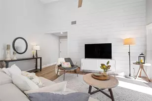 4346 Trails Dr, Sarasota, FL 34232 - Photo 7