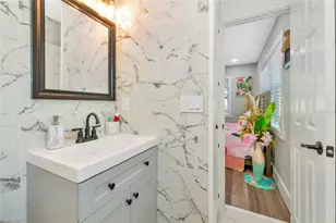 1410 35th St W, Bradenton, FL 34205 - Photo 29