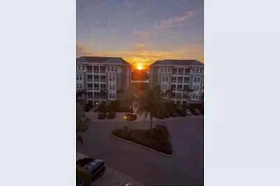 391 Aruba Circle #401, Bradenton, FL 34209 - Photo 7