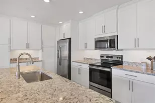 391 Aruba Cir, Bradenton, FL 34209 - Photo 13