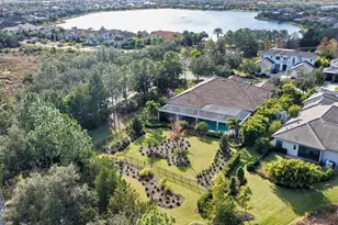 7929 Staysail Ct, Lakewood Ranch, FL 34202 - Photo 9