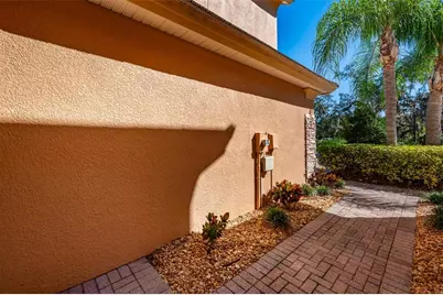 5543 Napa Drive, Sarasota, FL 34243 - Photo 11