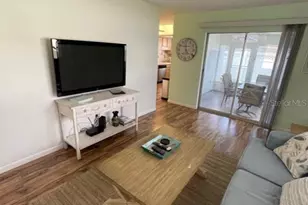 1877 Southpointe Dr, Sarasota, FL 34231 - Photo 5