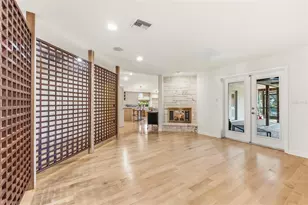 4502 Friar Tuck Ln, Sarasota, FL 34232 - Photo 3