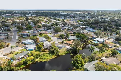 6410 38th Avenue Circle W, Bradenton, FL 34209 - Photo 35