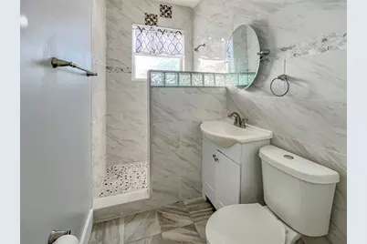 408 Armada Road S #5, Venice, FL 34285 - Photo 7