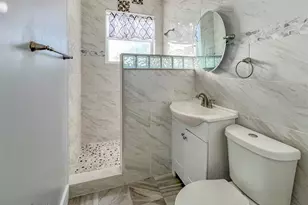 408 Armada Rd S, Venice, FL 34285 - Photo 7