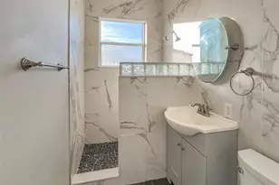 408 Armada Rd S, Venice, FL 34285 - Photo 7