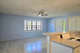 4004 36th St W, Bradenton, FL 34205 - Photo 7