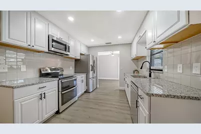 2660 Colorado Street, Sarasota, FL 34237 - Photo 5