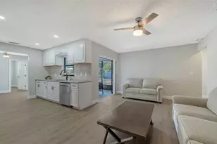 2660 Colorado St, Sarasota, FL 34237 - Photo 13