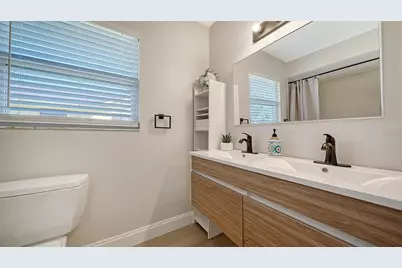 2660 Colorado Street, Sarasota, FL 34237 - Photo 15