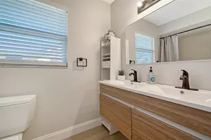 2660 Colorado St, Sarasota, FL 34237 - Photo 15