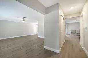 2660 Colorado St, Sarasota, FL 34237 - Photo 19