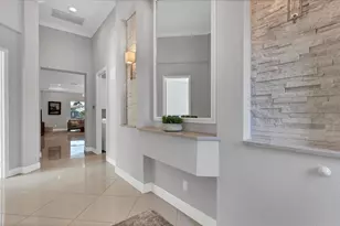 6204 Trophy Ln, Bradenton, FL 34210 - Photo 11