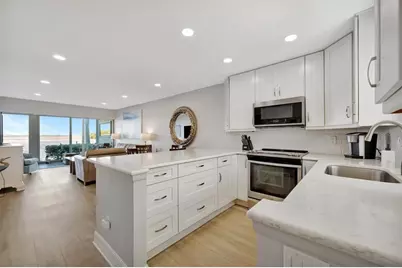 4310 Falmouth Drive #102, Longboat Key, FL 34228 - Photo 9