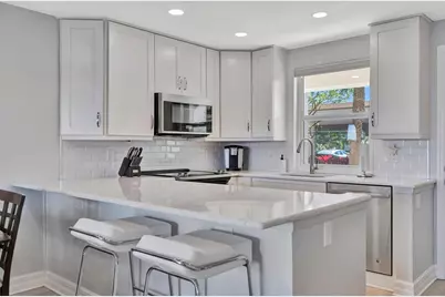 4310 Falmouth Drive #102, Longboat Key, FL 34228 - Photo 23