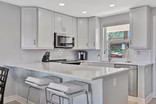 4310 Falmouth Dr, Longboat Key, FL 34228 - Photo 23