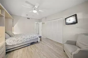 5740 Midnight Pass Rd, Sarasota, FL 34242 - Photo 29