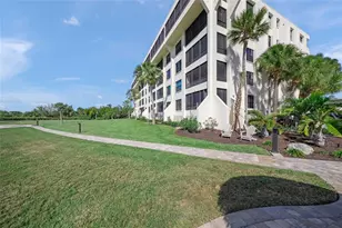 5740 Midnight Pass Rd, Sarasota, FL 34242 - Photo 33